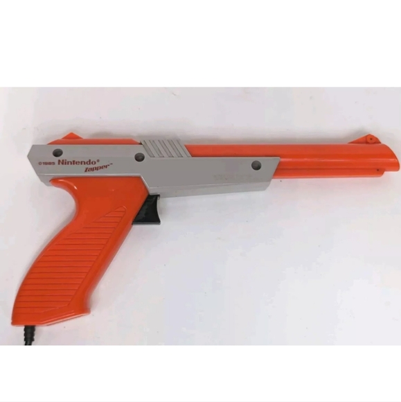 Nintendo Zapper 1985 With Mario Bros / Duck Hunt Game - Read Description - Picture 3 of 5